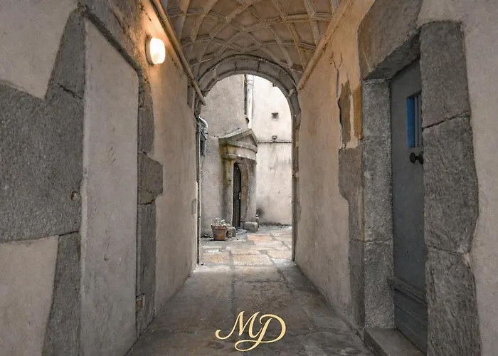 Myd - Le Donjon Apartman *