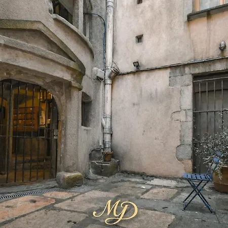 Myd - Le Donjon * Γκρενόμπλ